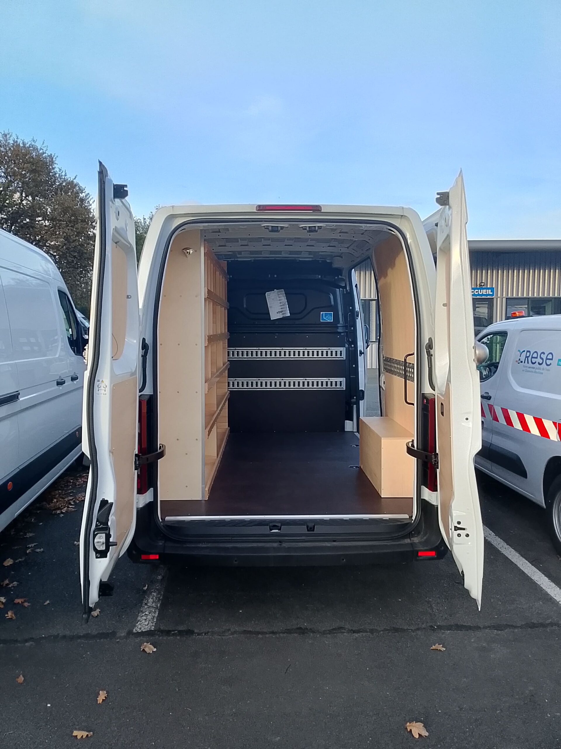 TYPE 2, Meuble Étagères Côté Gauche MANY