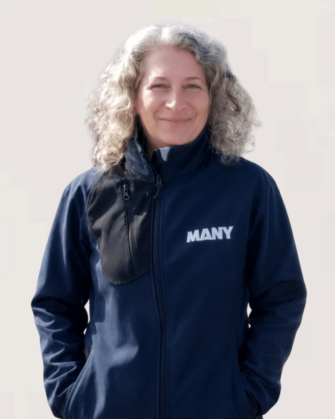 Photo de Gaëlle Berger, assistante administrative à l'agence MANY Poitiers